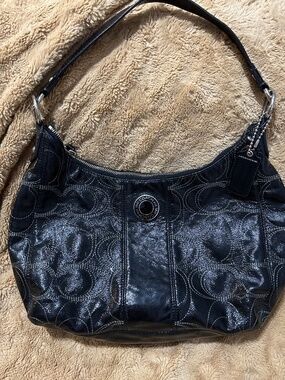 Coach signature stitch black patent leather hobo